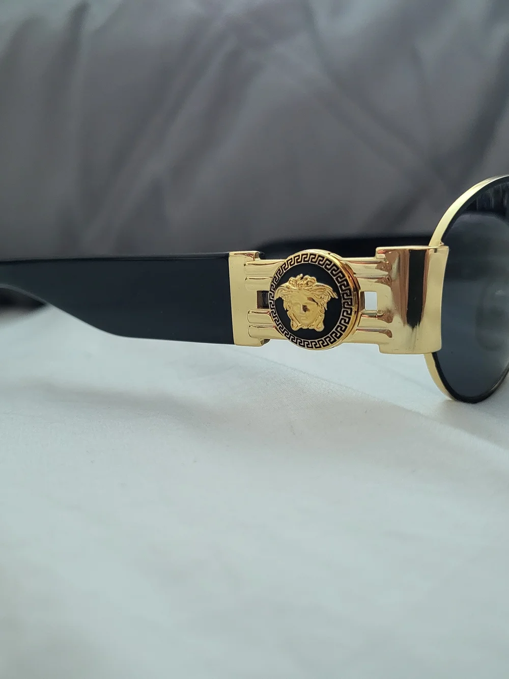 Vintage Gianni Versace Gold Frame Oval Unisex Sunglasses MOD S71 COL 09M